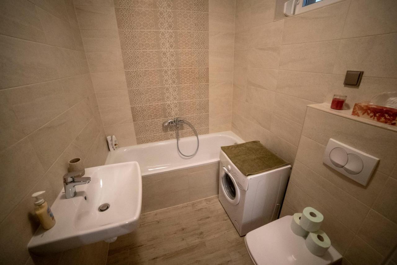 Sasadpark'S New Apartment In The West Part Of Buda Budapest Luaran gambar